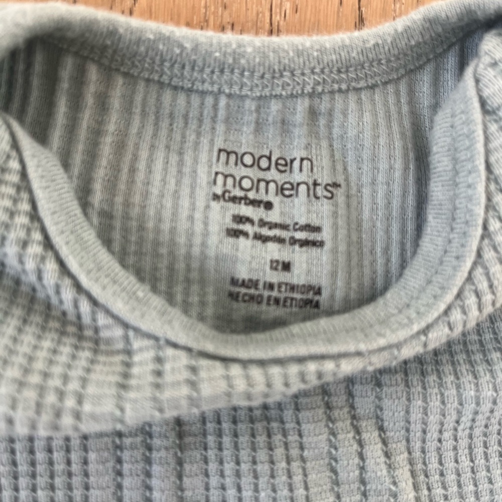 Modern Moments Gerber Baby Boy Girl Blue Summer Bubble Onsie Short 12M - Picture 4 of 7